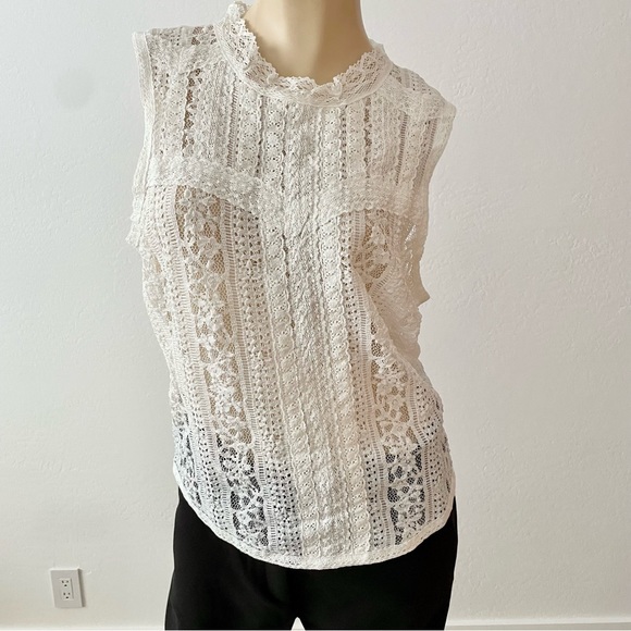 Free People- Tea Party sheer lace crop tank top in Ivory- medium - Picture 8 of 12